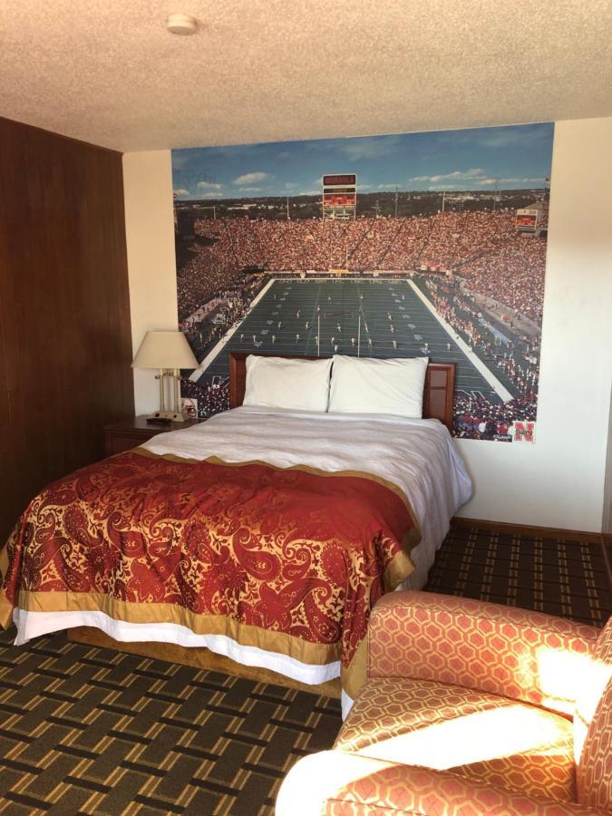 Big 12 Motel Broken Bow Экстерьер фото